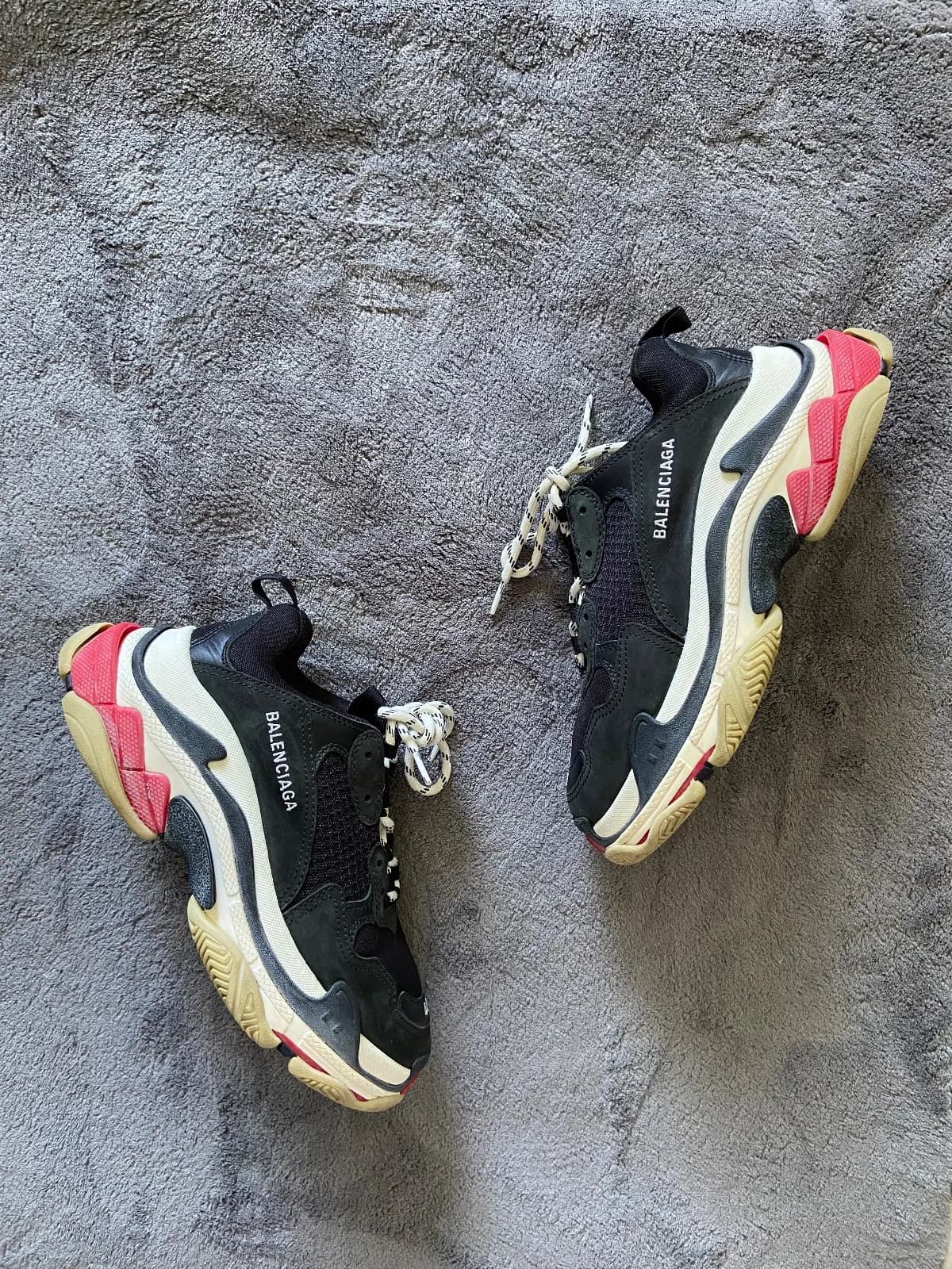 Balenciaga Triple S Black