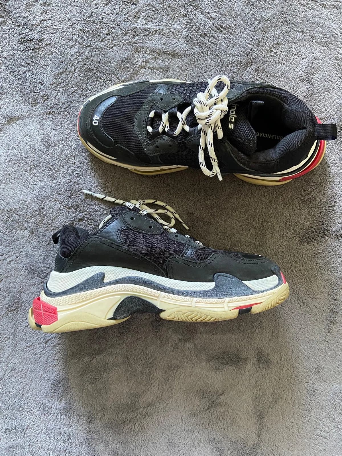 Balenciaga Triple S Black - imaginea 4