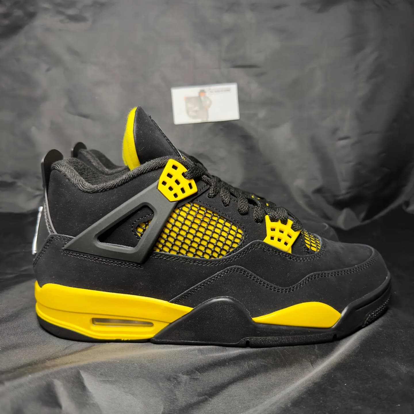 Jordan Air Jordan 4 Retro Thunder 2023 - imaginea 1
