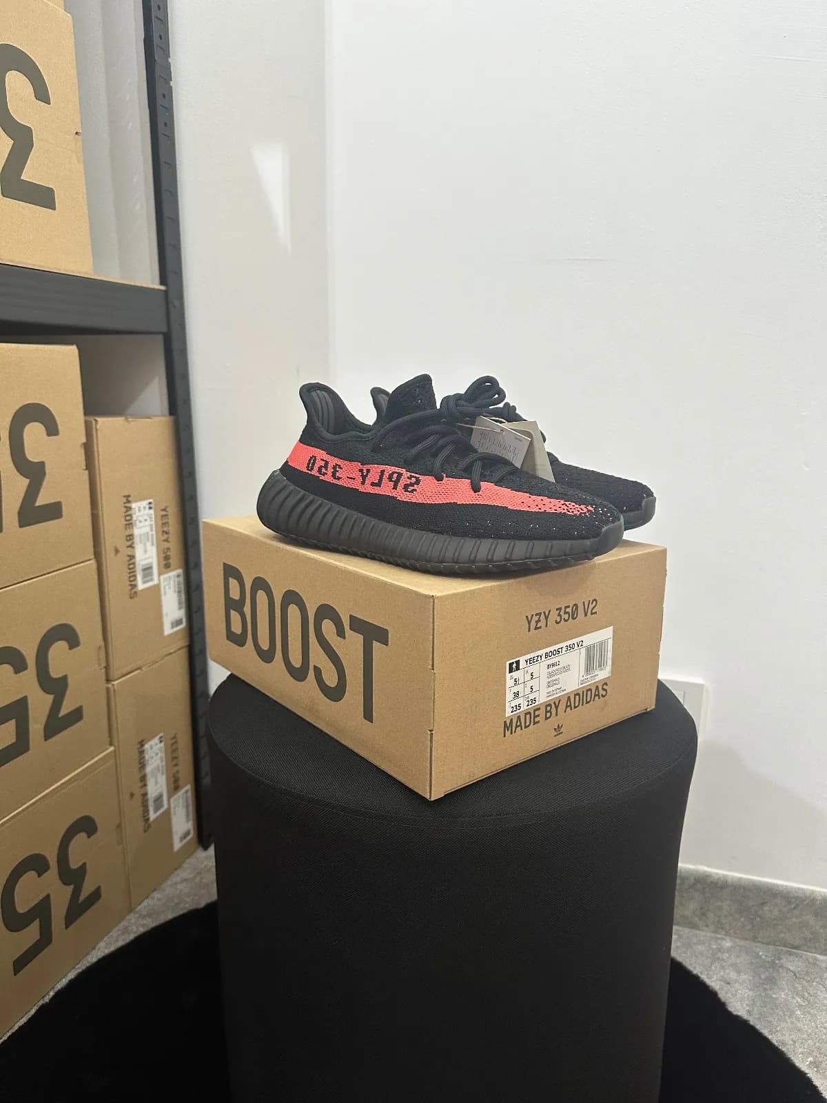 Yeezy Yeezy Boost 350 V2 Core Black Red - imaginea 2