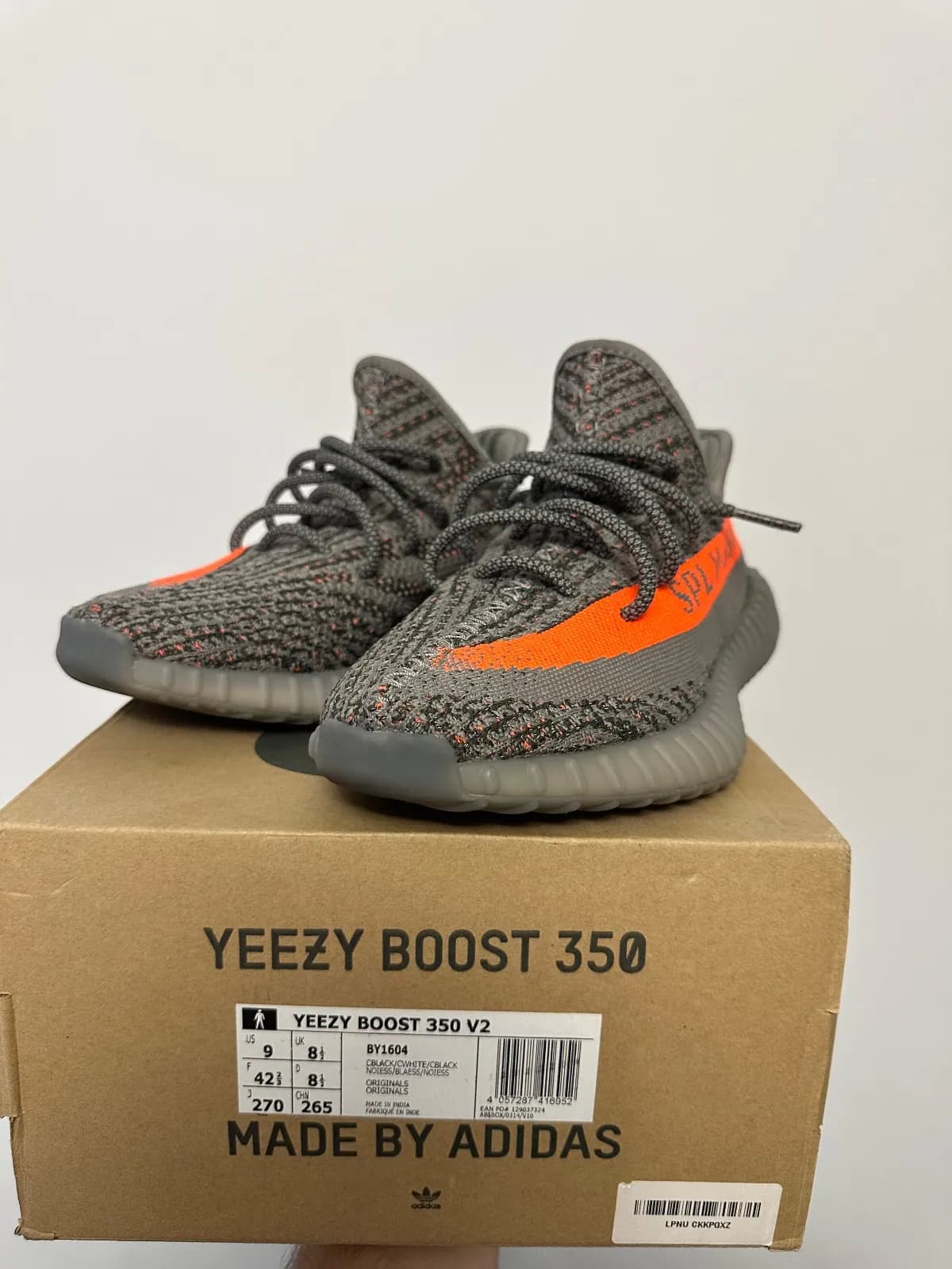 Yeezy Yeezy Boost 350 V2 Beluga 2.0 - imaginea 2